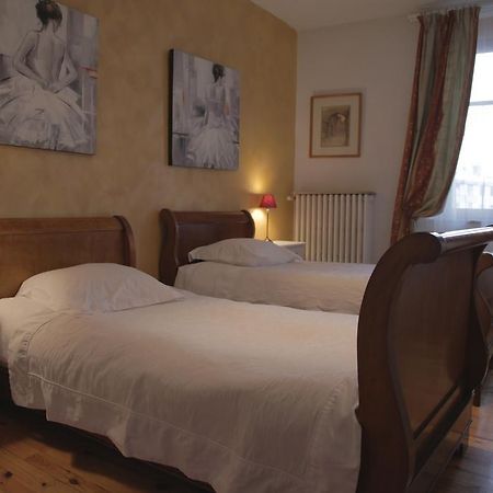 Le Square Apartment Bourg-Argental Стая снимка