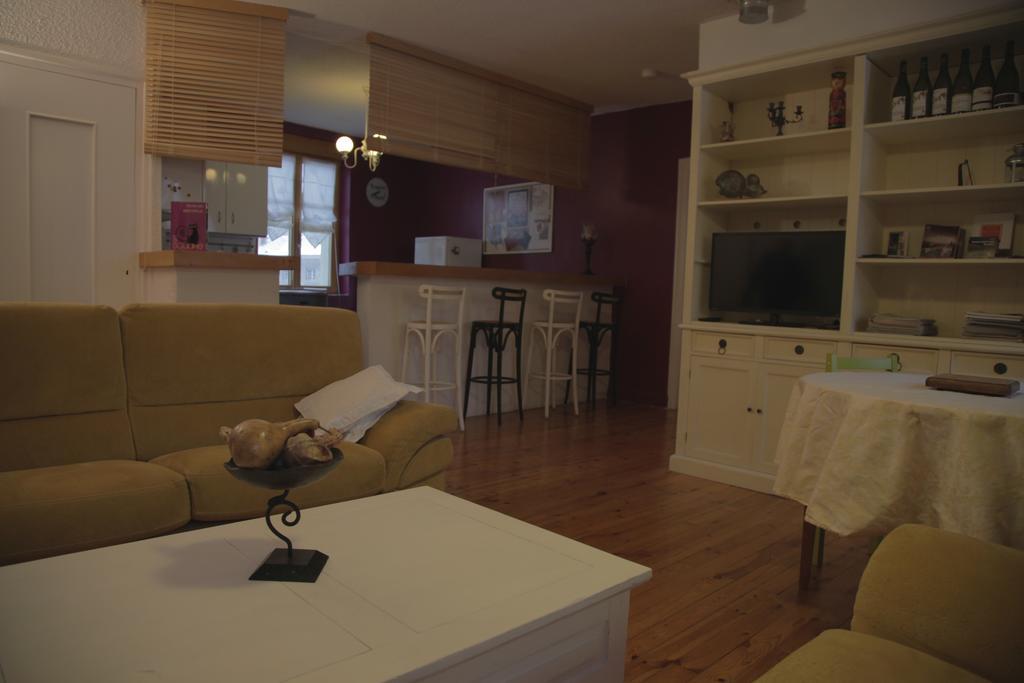 Le Square Apartment Bourg-Argental Стая снимка